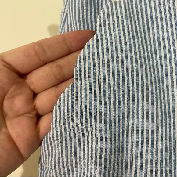 Vineyard Vines Seersucker Blue White Stripe Scallop Hem Golf Skort Size 14 - Picture 2 of 9